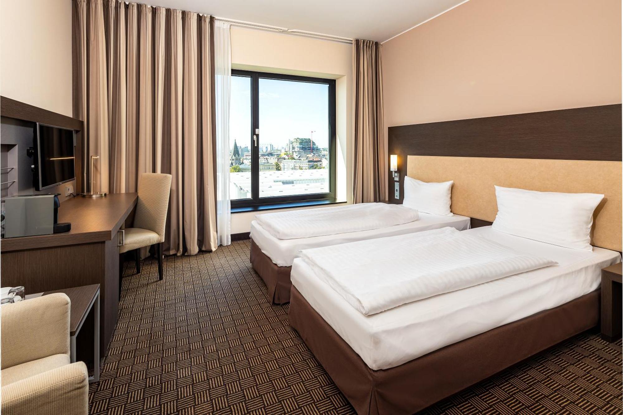 Intercityhotel Hamburg Dammtor-Messe Exteriér fotografie